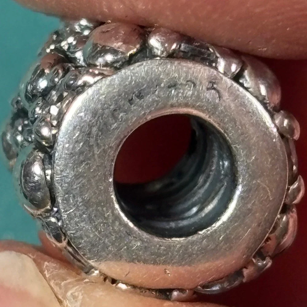 Chamilia Sterling Silver 925 Clear Pave Bubble Bead‎ Charm